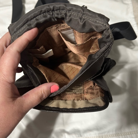 Travelon Dark Brown Leather Crossbody Bag - Picture 5 of 5